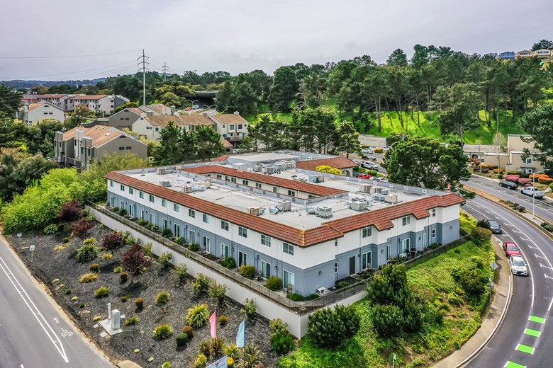 Image of Serra Highlands Senior Living (9)