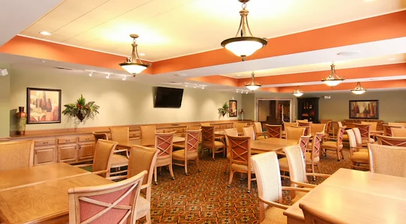 Image of Applewood Pointe of Roseville at Langton Lake Cooperative (5)