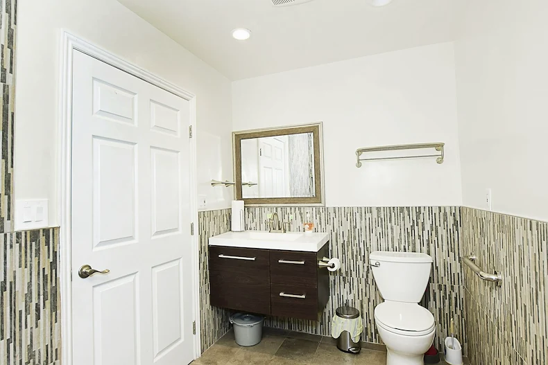 Image of Blue Skies of Chatsworth (7)