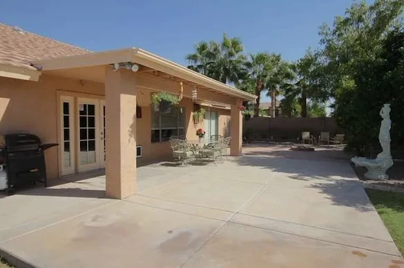 Image of Red Mountain Assisted Living Home at Gilbert (2)