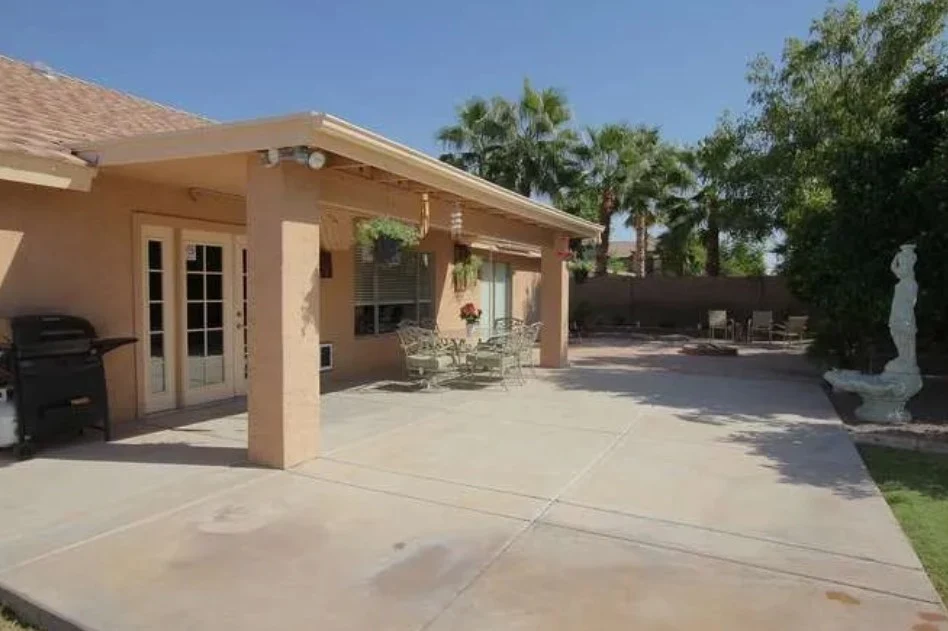 Image of Red Mountain Assisted Living Home at Gilbert (2)