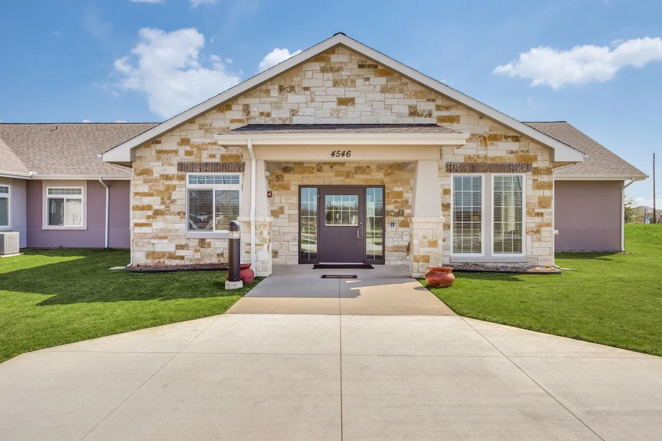 Image of Oxford Glen Memory Care at Sachse (1)