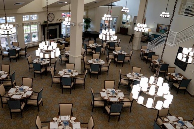 Osprey Heights Gracious Retirement Living Hawthorn Senior Independent Living in Valrico, Florida dining room