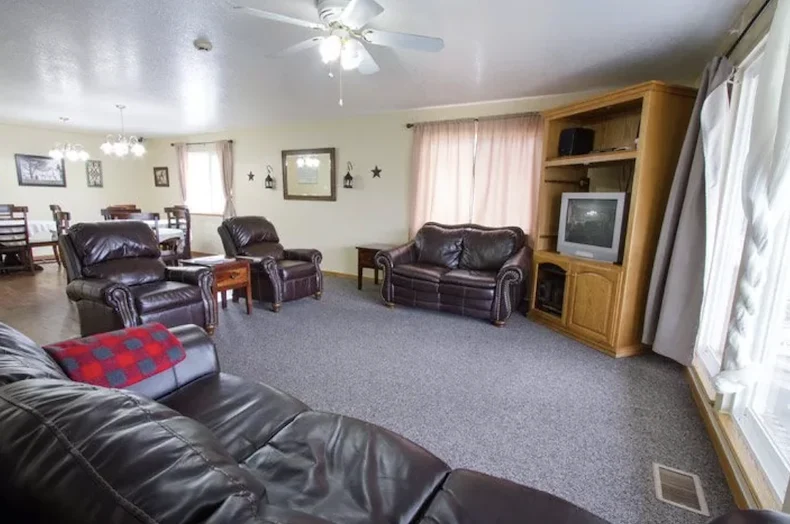 Image of Ashley Manor - Evans 1 (4)