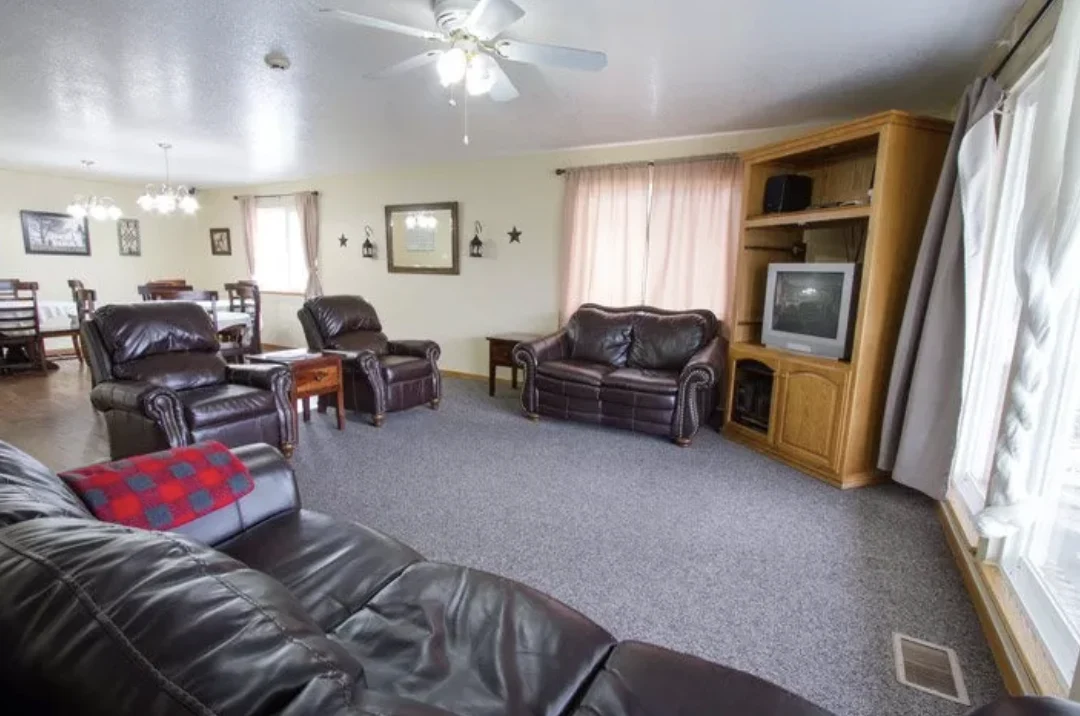 Image of Ashley Manor - Evans 1 (4)