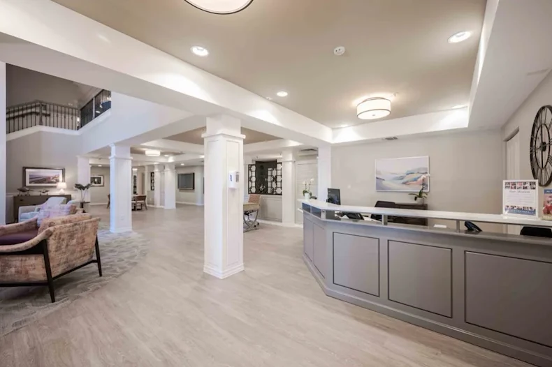 Image of Merrill Gardens at Santa Maria (2)