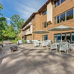 Image of Westlake Pointe Senior Living (9)