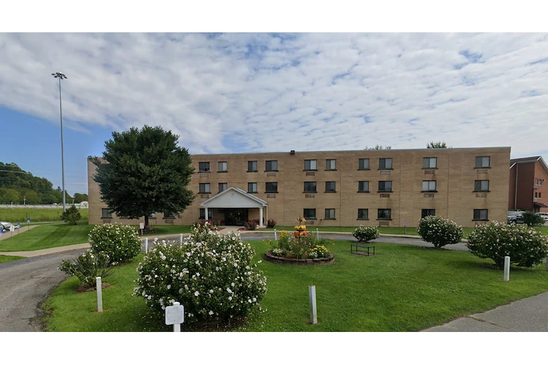 Image of Chapel House & Friendship House in Grayson (2)