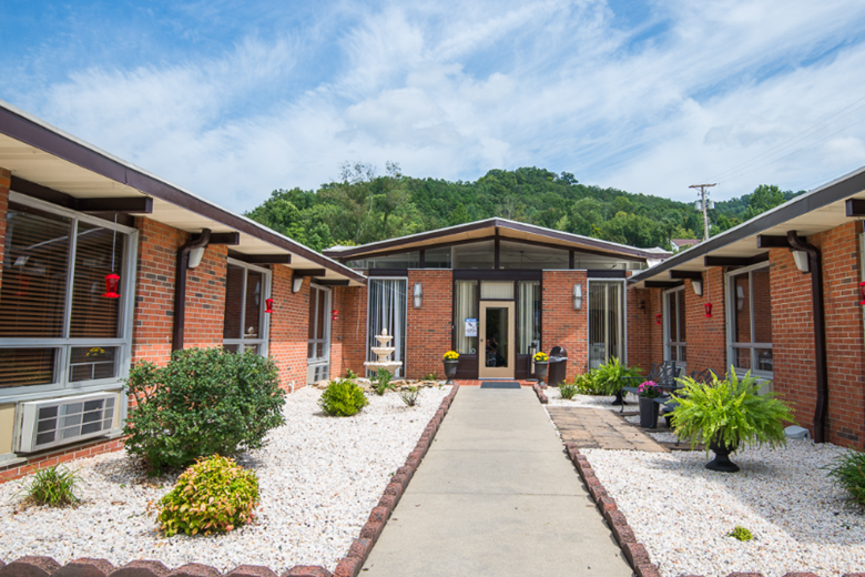 Image of Prestonsburg Health Care Center (1)