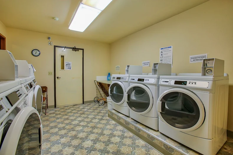 Image of Claridge Court (10)