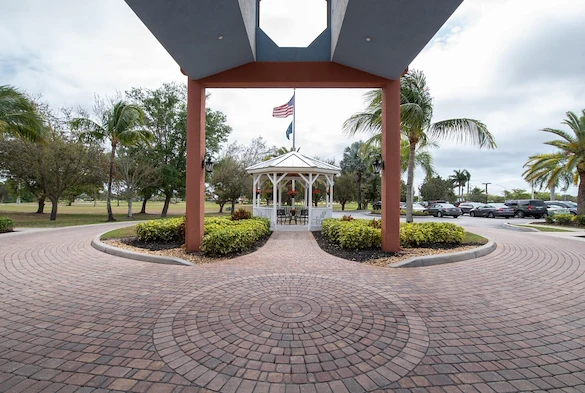 Image of Barrington Terrace of Naples (2)