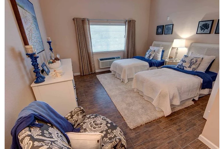 Image of Inspired Living at Hidden Lakes (9)