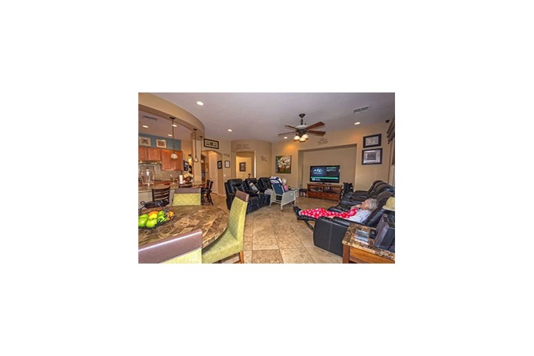 Image of A Paradise for Parents (6)
