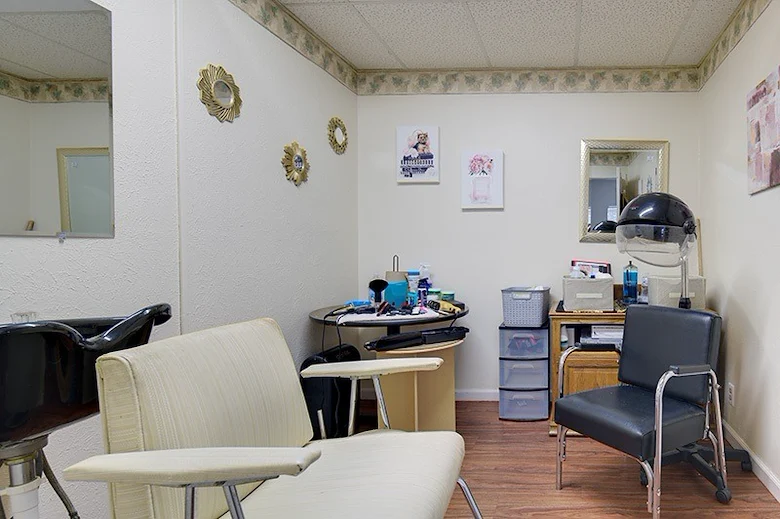 Image of Cedar Hill Healthcare Center (8)