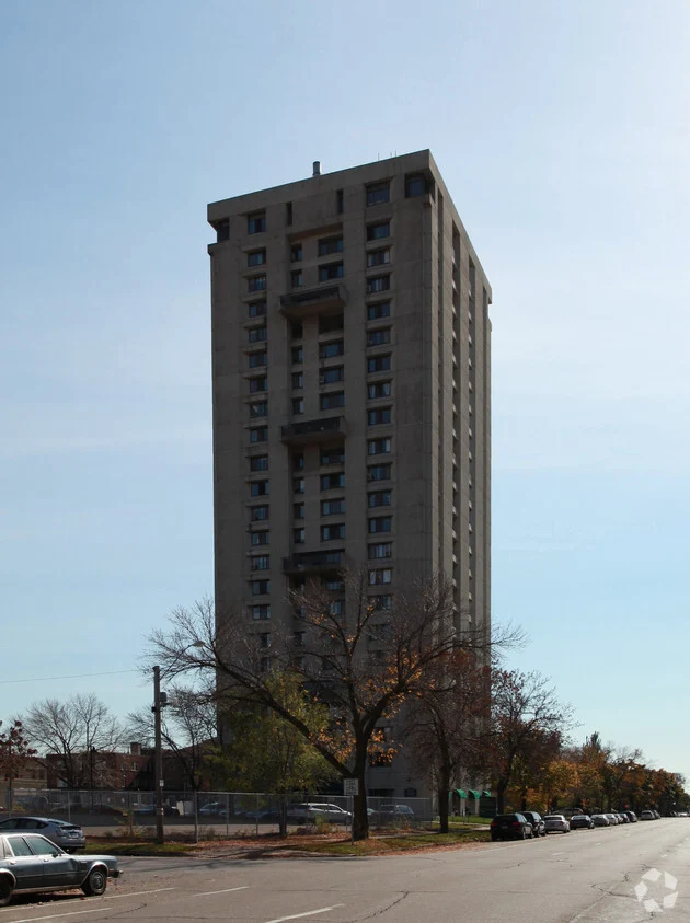 Image of Ebenezer Tower Apartments (1)