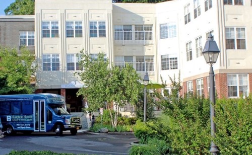 Image of Oyster Bay Manor / Harbor House Memory Care (2)