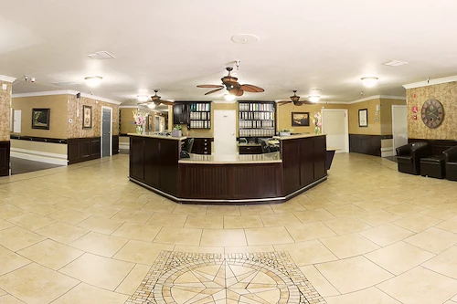 Image of La Paloma Healthcare Center (7)