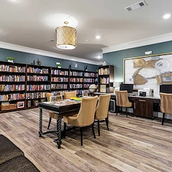 Image of Ivy Point Kingwood (3)