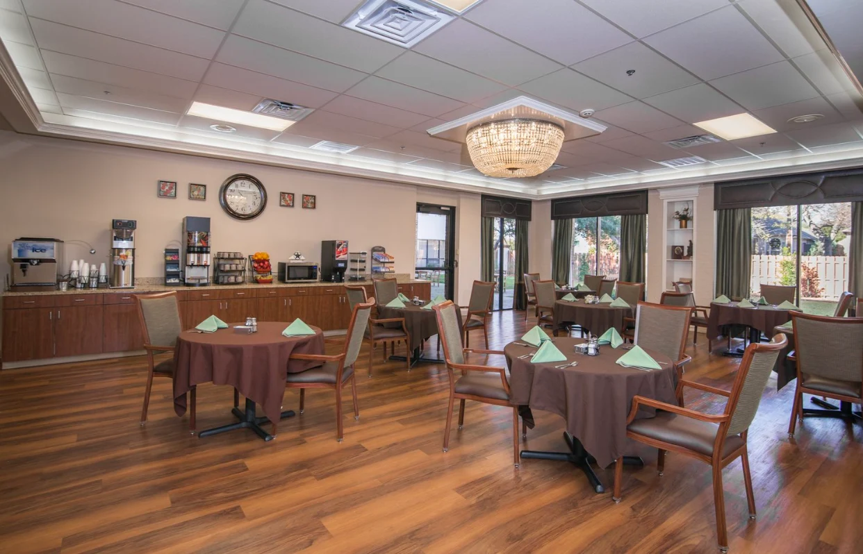 Image of Traymore Nursing Center (2)