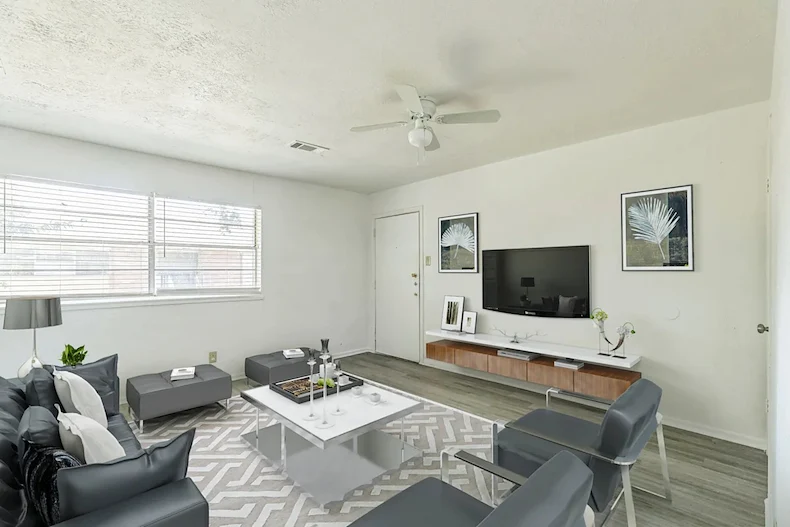 Image of Summit at Prince Hall Village Apartments (3)