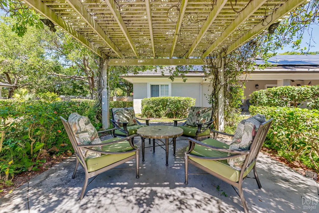 Image of Cottages at Palm Beach (8)