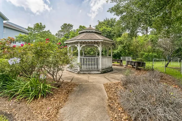 Image of River's Edge by Barclay House (8)