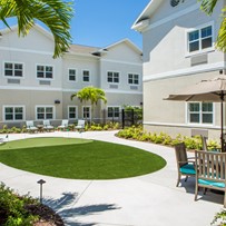 Image of Heritage Oaks of Englewood (4)