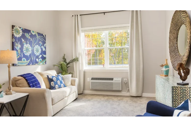 Image of Randall Residence at Encore Village (7)