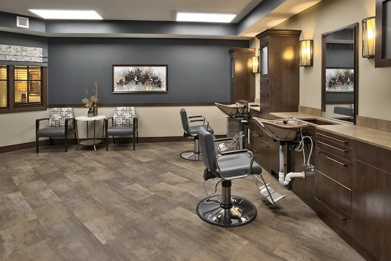 Image of Fairway Knoll (9)