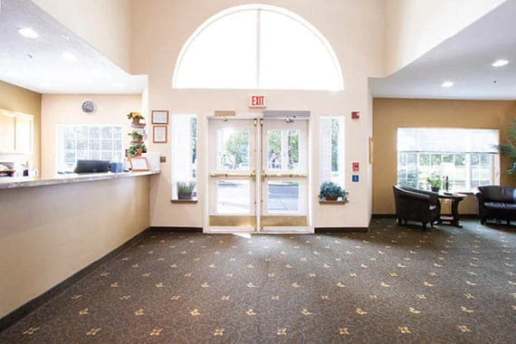 Albany Senior Living by Cogir, assisted living and respite care community in Albany, OR, welcoming front entryway