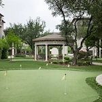 Franklin Park at Sonterra mini golf