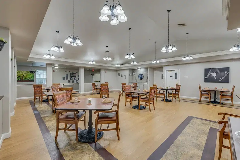 Image of Cypress Square Assisted Living (8)