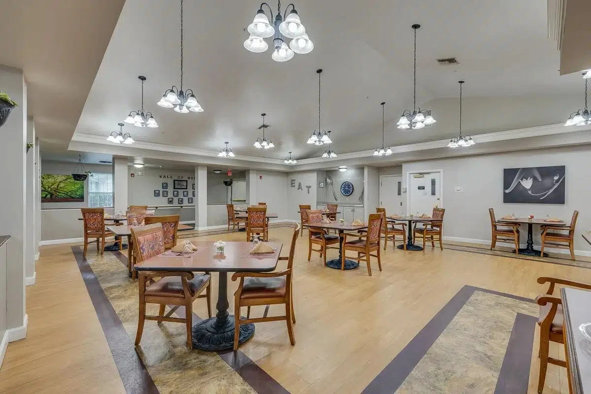 Image of Cypress Square Assisted Living (8)