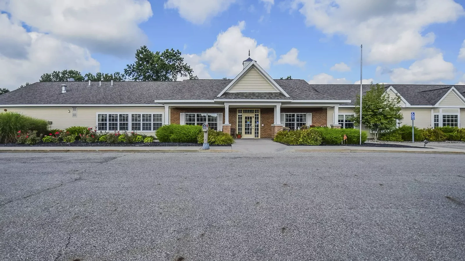 Image of Forest Glen (2)