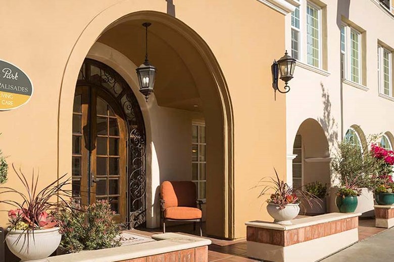 Image of Atria Park of Pacific Palisades (2)