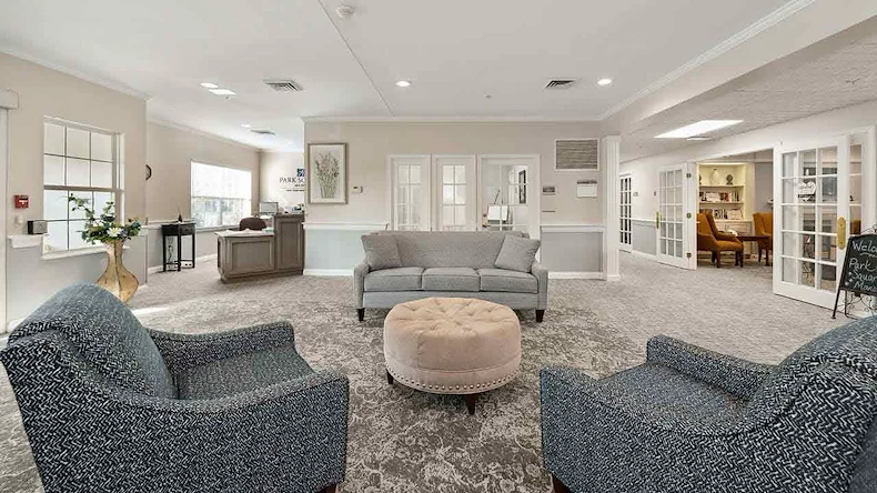 Image of Park Square Manor (4)