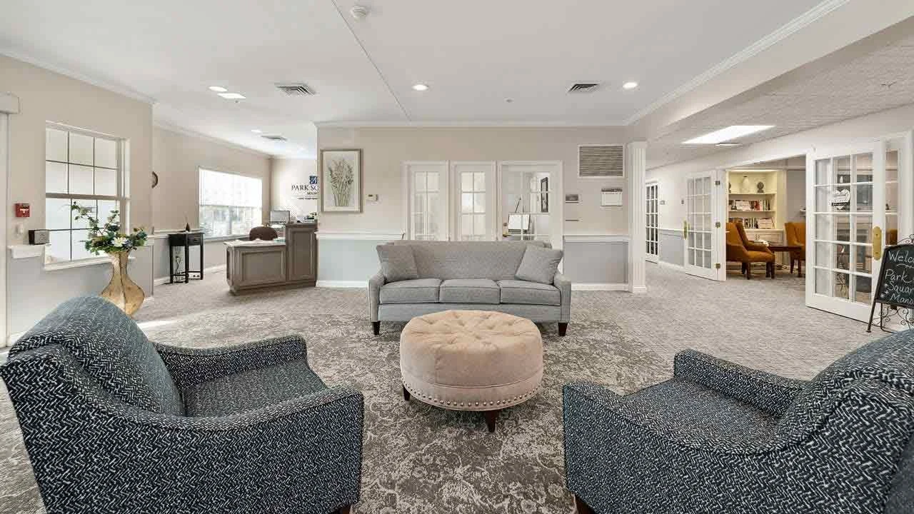 Image of Park Square Manor (4)