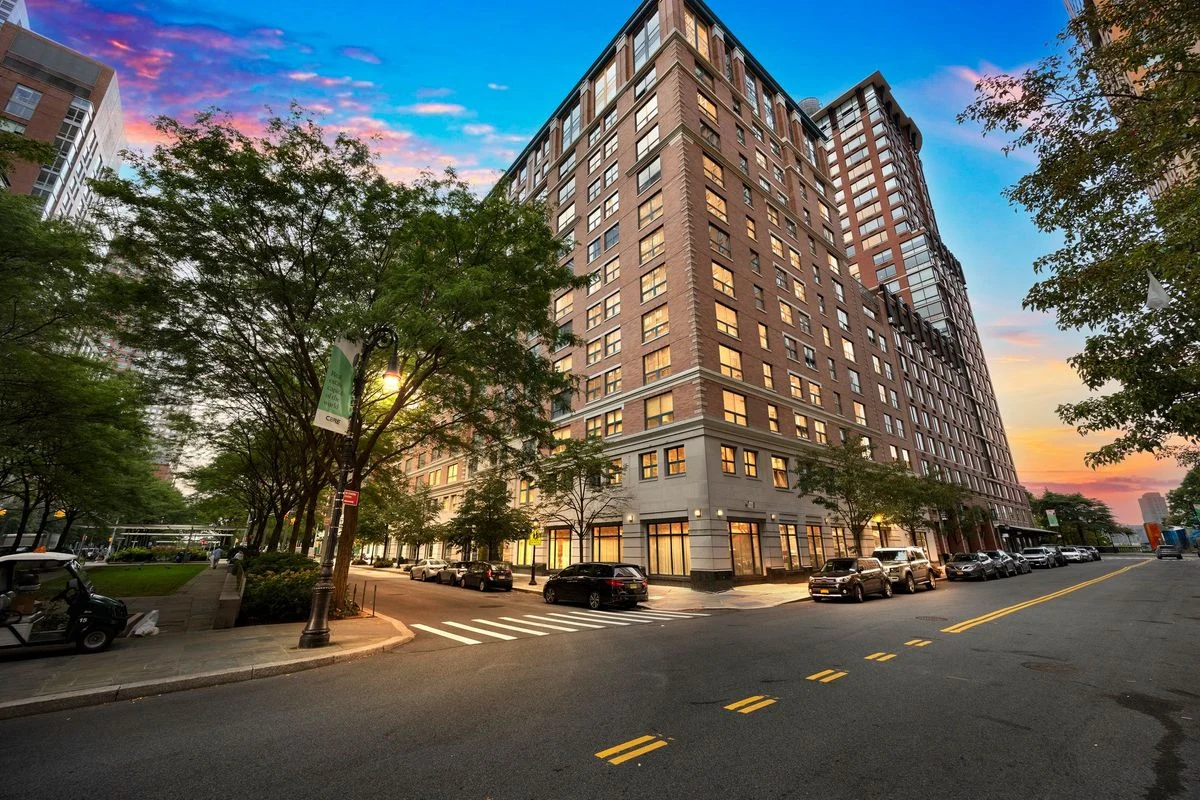 Image of The Capstone | Battery Park City (1)
