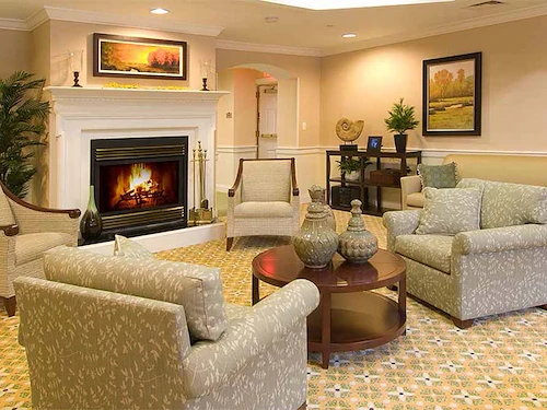 Image of Atria Longmeadow Place (7)