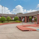 Image of Brookdale Memorial Oaks (1)