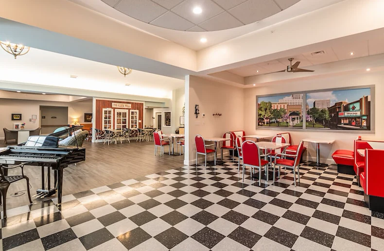 Image of Peregrine Senior Living at Onondaga Hill (3)