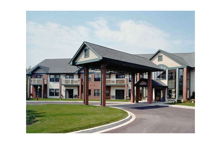 Image of Charter Senior Living of Mequon (1)