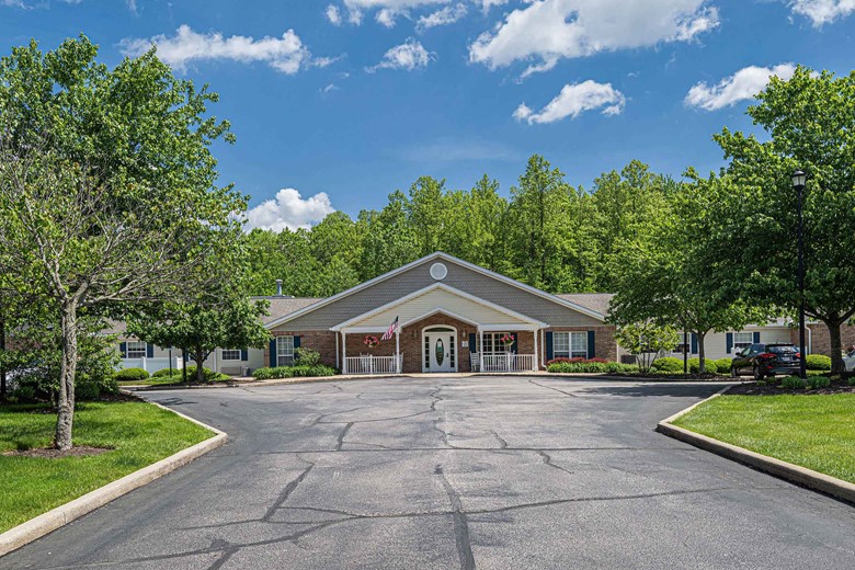 Image of Arden Courts of Chagrin Falls (1)