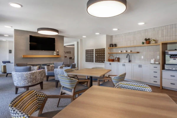 Image of Valley Lakes (2)