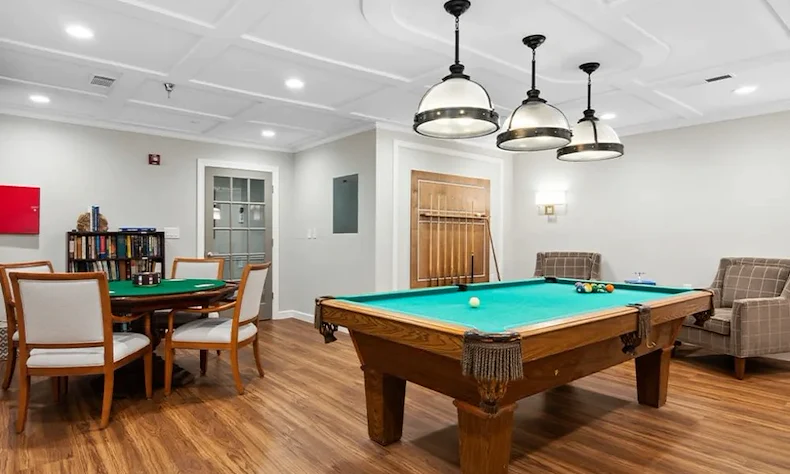 Image of MerryWood on Park (9)