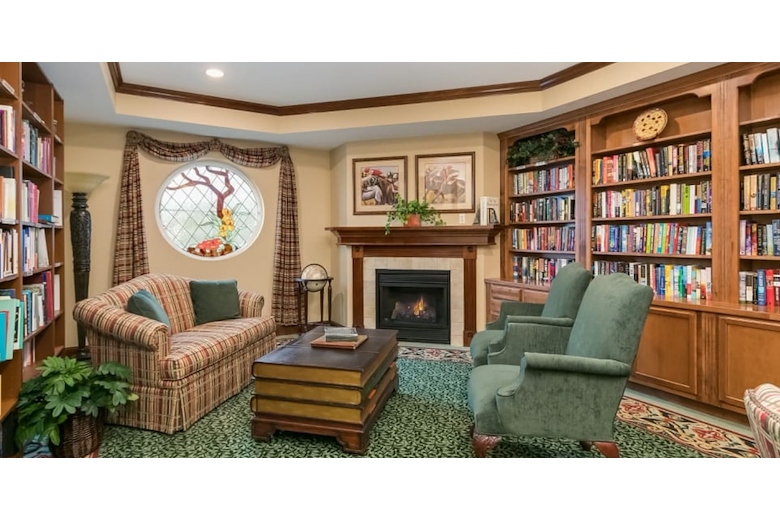 Image of Applewood Pointe of Woodbury Cooperative (5)