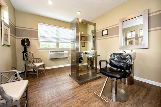Beachwood Commons by New Perspective in Beachwood, OH, beauty salon