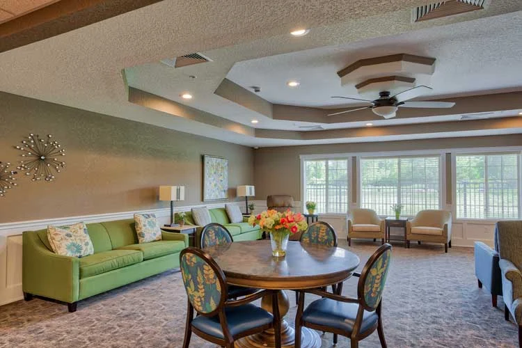 Charter Senior Living of Davison sitting area