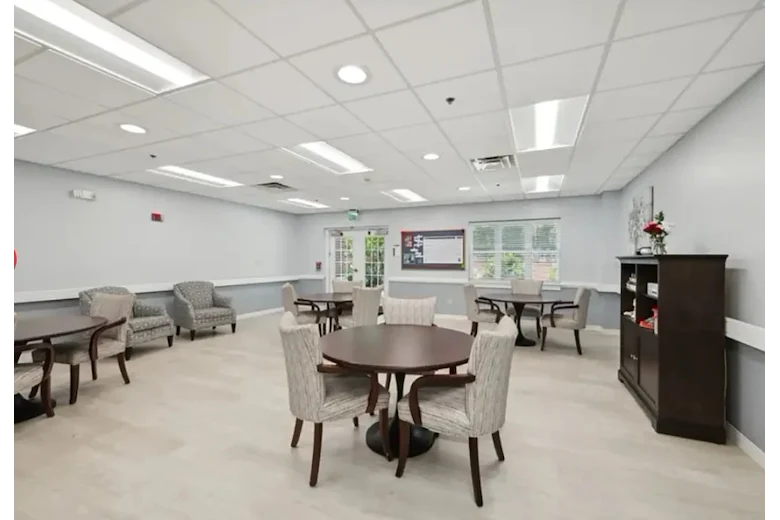 Image of Fox Hollow Senior Living Community (3)