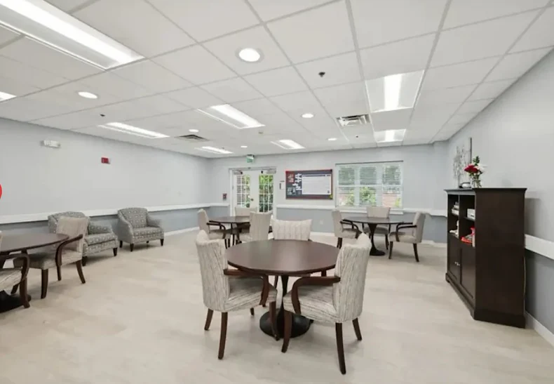 Image of Fox Hollow Senior Living Community (3)